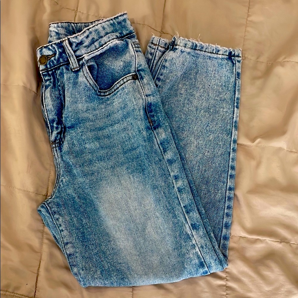 Art Class Distressed Blue Jeans